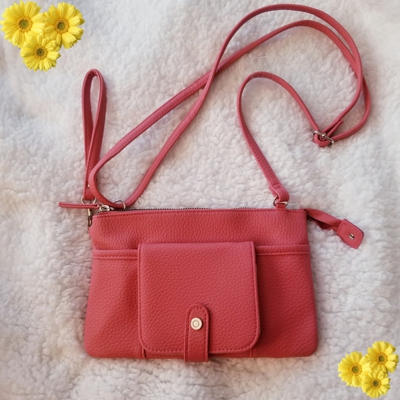 Handbags - Beautiful Coral pink Wristlet
